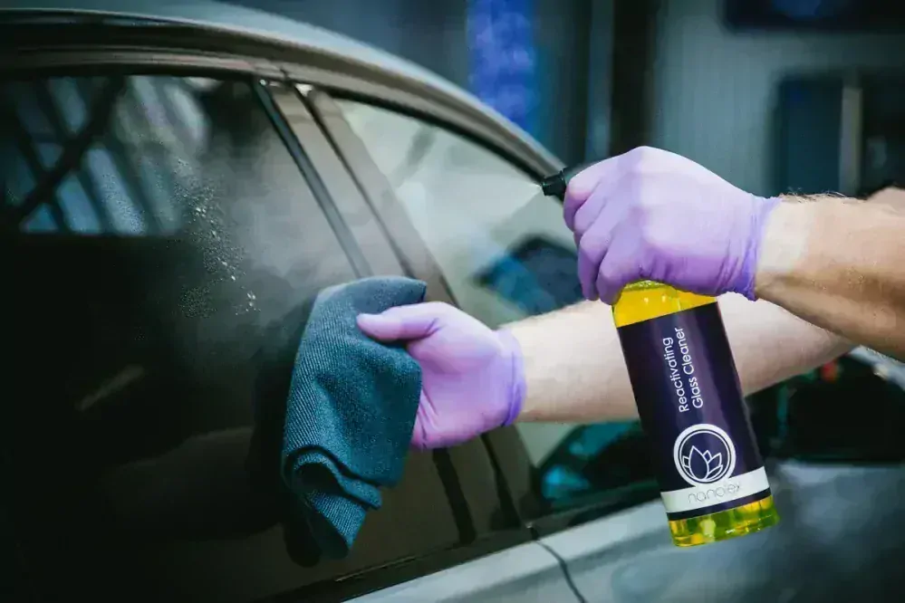 750ml Nanolex REACTIVATING GLASS CLEANER - revitalizační čistič skel