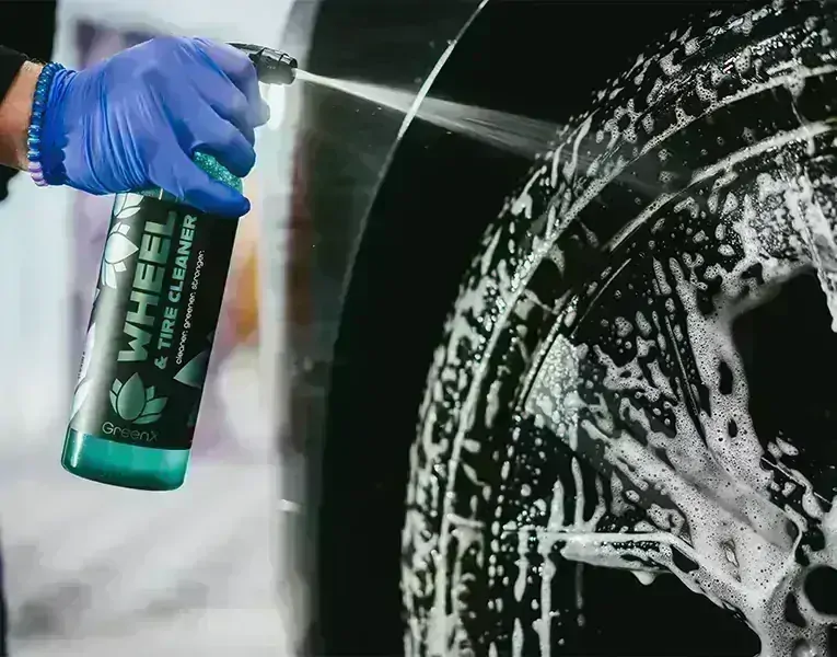 GreenX WHEEL & TIRE CLEANER - čistič ráfků kol & pneumatik